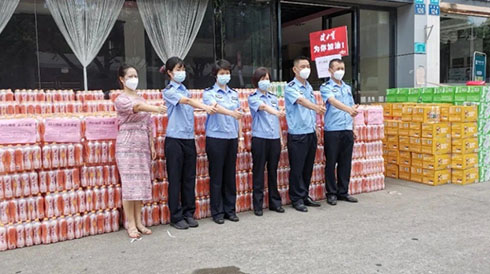 心系广州，百乐博致敬最美一线战“役”者